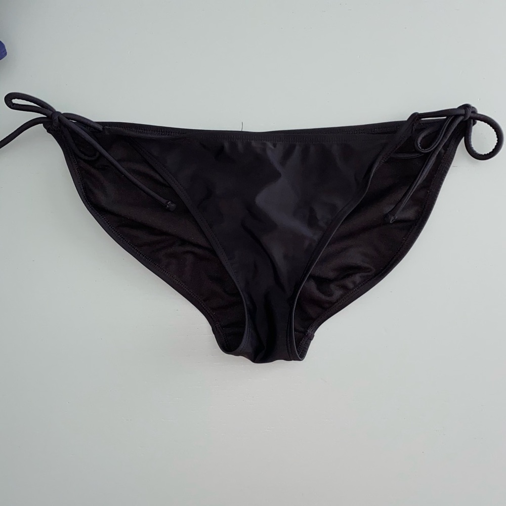 Bikini bottoms